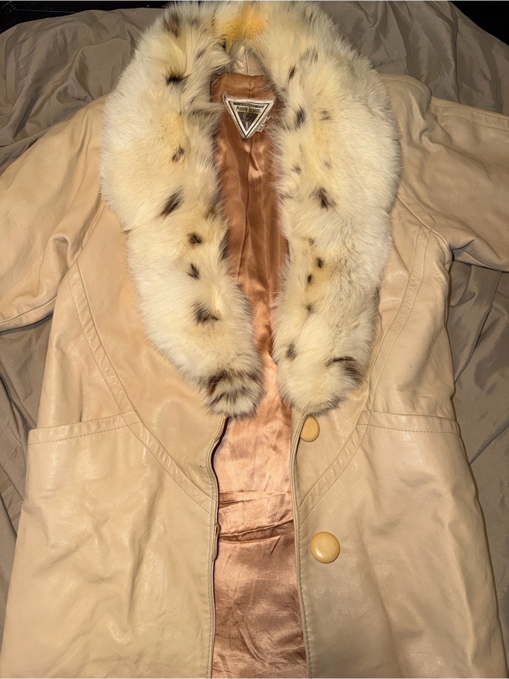 Marvin Richards Vintage Beige Leather Coat with Spotted Cream Fur Collar